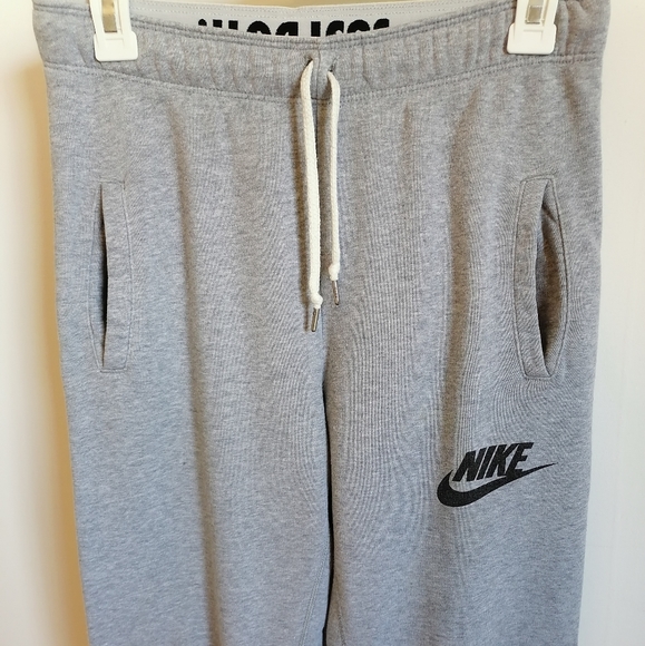 Nike Pants - Nike Grey Sweatpants Size XS